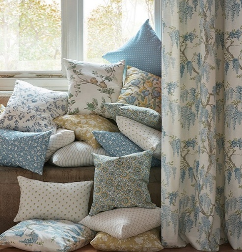 LAURA ASHLEY（ローラアシュレイ）